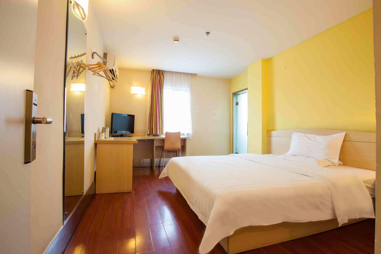 7Days Inn Changchun Renmin Avenue Pingquan Road Bagian luar foto