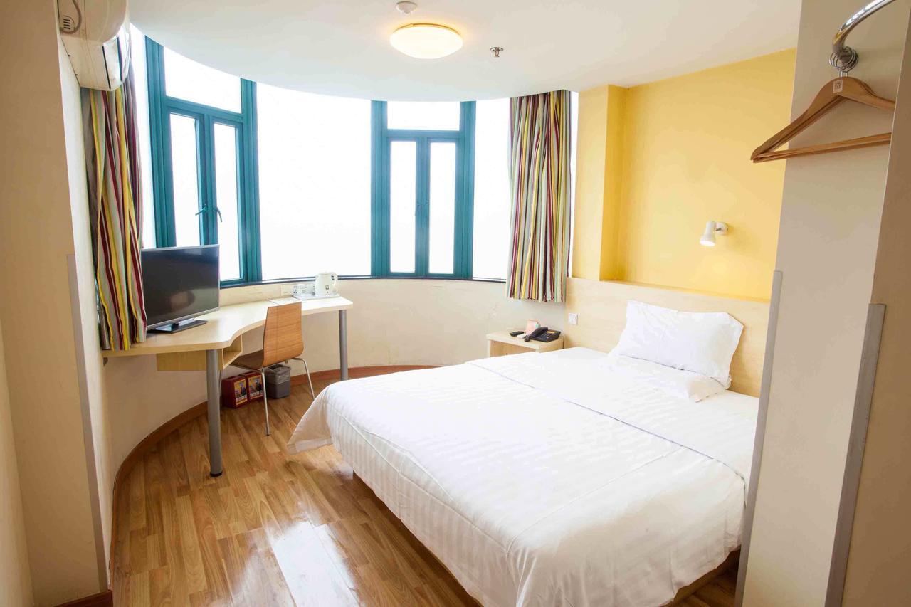 7Days Inn Changchun Renmin Avenue Pingquan Road Bagian luar foto