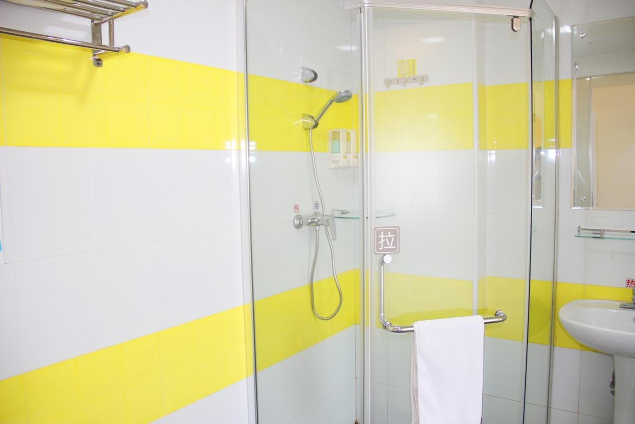 7Days Inn Changchun Renmin Avenue Pingquan Road Bagian luar foto